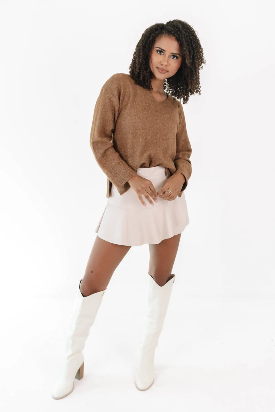 Cozy Cabin Sweater - Brown