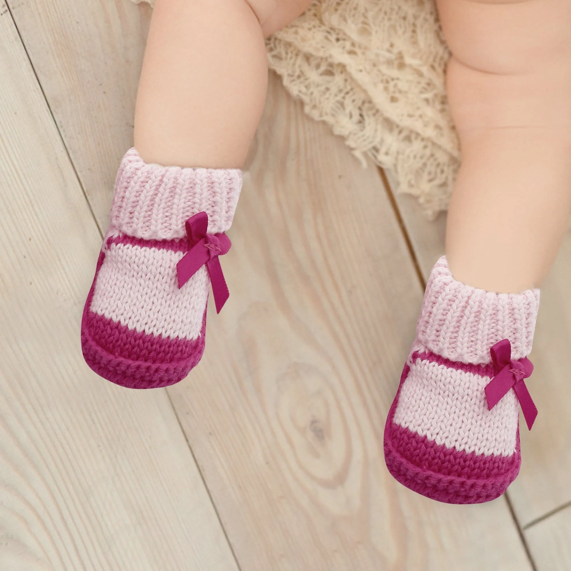 Sweet Bows Pink Socks Booties